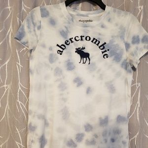 Girls Abercrombie tshirt